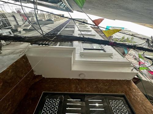 Nhà 2 tầng Văn Cao, hẻm xe hơi, giá chỉ 3 tỷ - Sở hữu ngay!